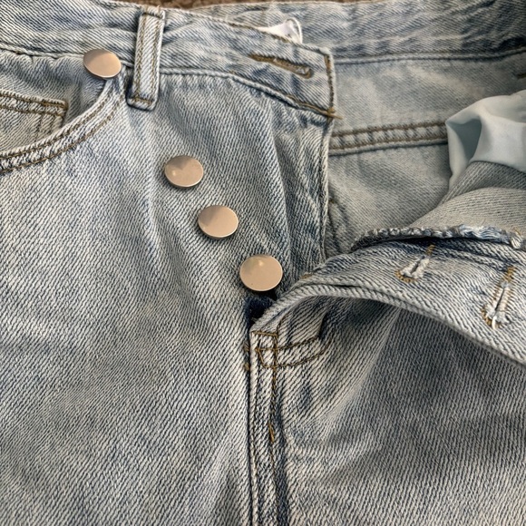 12th Tribe Light Blue Asymmetrical High Waist Vintage Style Denim Shorts Size M - Picture 5 of 6